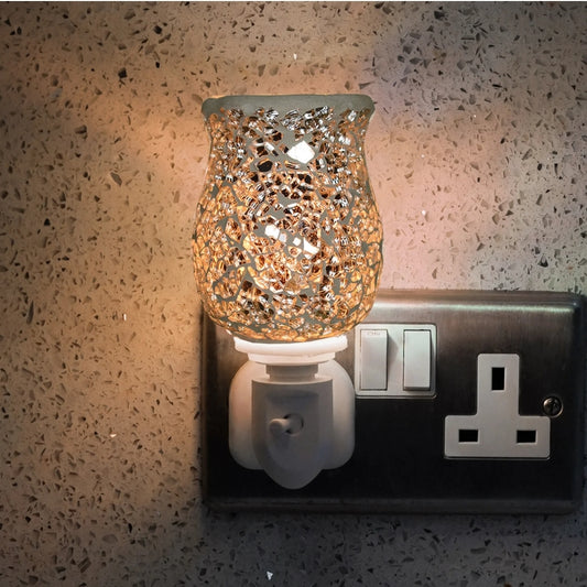 Silver Crackle Plug In